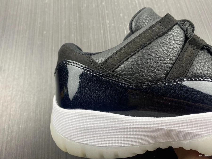 Air Jordan Low 11 72-10 AV2187-001 0126